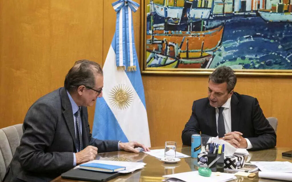 Massa dialogó con Pesce sobre las últimas medidas adoptadas