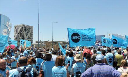 La Provincia ofreció 60% de aumento a los docentes y devolución de los paros