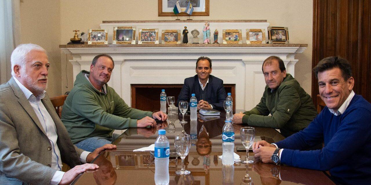 Río Cuarto: Llamosas recibió a representantes de la mesa de enlace provincial