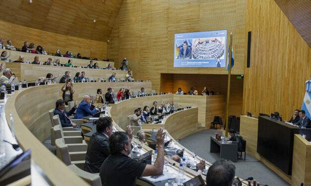 La Legislatura de la Provincia aprobó la nueva ley de los equipos de salud