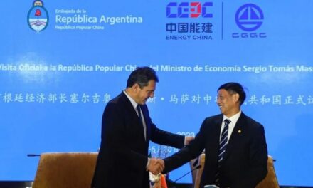 Massa acuerda con empresas chinas el desembolso de U$S924 millones