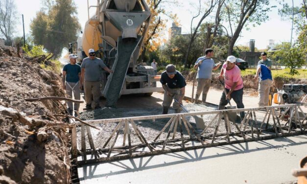 Río Cuarto: avanzan los trabajos de pavimentación en el sur de la ciudad
