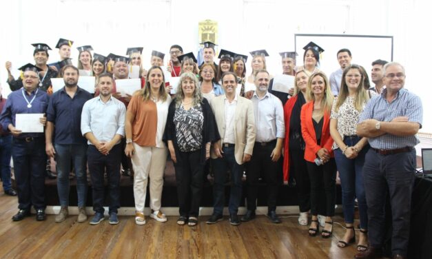 En Río Cuarto más de 150 trabajadores municipales están terminando sus estudios con el programa de Terminalidad Educativa