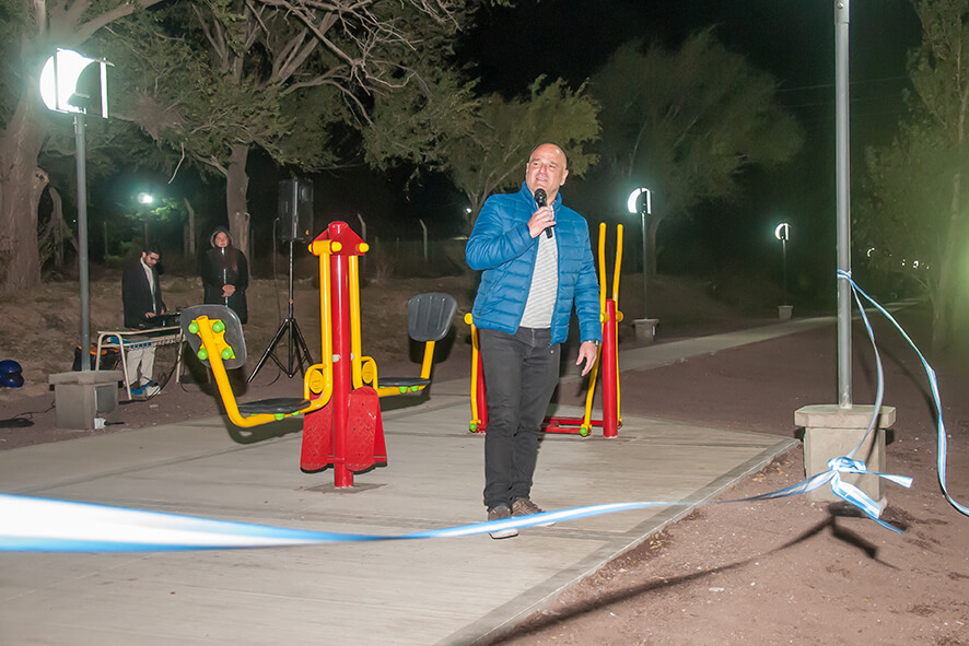 Berrotarán: Se inauguró la senda peatonal del ingreso principal a la localidad