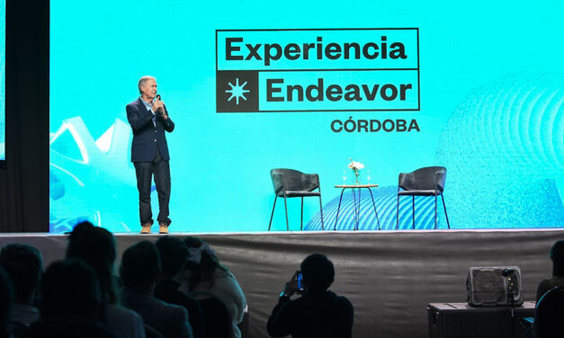 Schiaretti participó del encuentro de emprendedores de Endeavor Córdoba