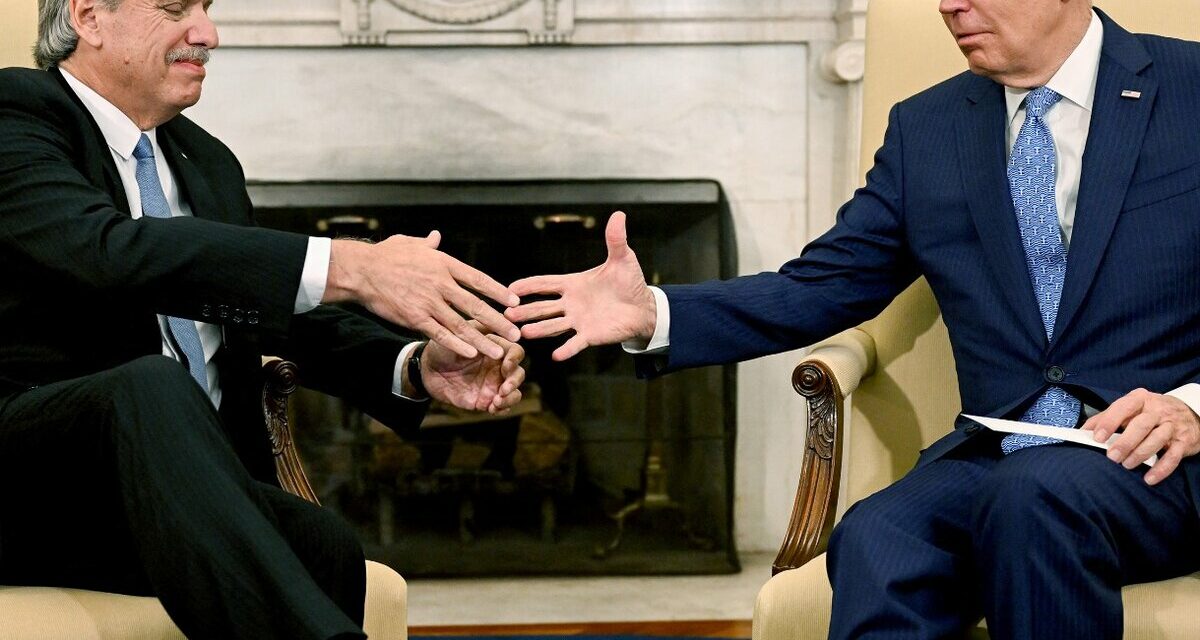 El Gobierno de EEUU apoyaría que el FMI acelere los desembolsos pendientes para la Argentina