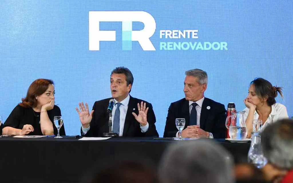 Massa pidió autocrítica al oficialismo y subrayó: «Es clave tener un programa»