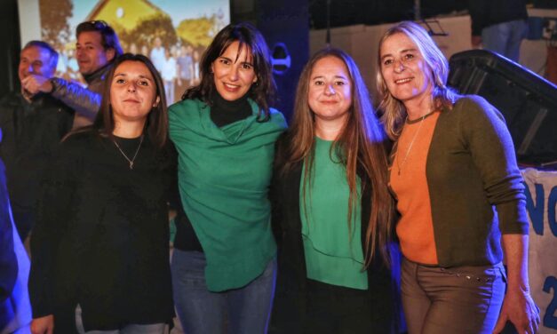 Del Campillo: se realizó el cierre de campaña de Carla Villanova