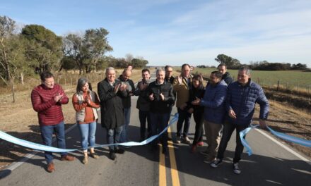 Schiaretti habilitó la pavimentación de la ruta Las Isletillas-Punta del Agua