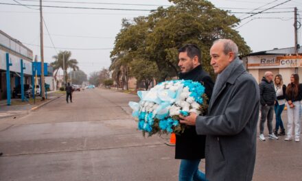 Río Tercero: el Intendente Marcos Ferrer encabezó el acto del 20 de junio