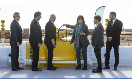 El Gobierno inauguró el gasoducto Néstor Kirchner con llamado a «unidad» y reconocimiento de la gestión