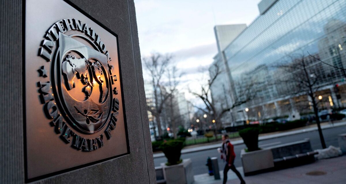 Llegó el primer desembolso del FMI por 12 mil millones de dólares