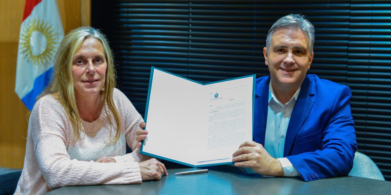Llaryora reglamentó la ordenanza que exige controles de consumo de drogas ilegales a funcionarios