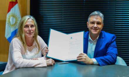 Llaryora reglamentó la ordenanza que exige controles de consumo de drogas ilegales a funcionarios