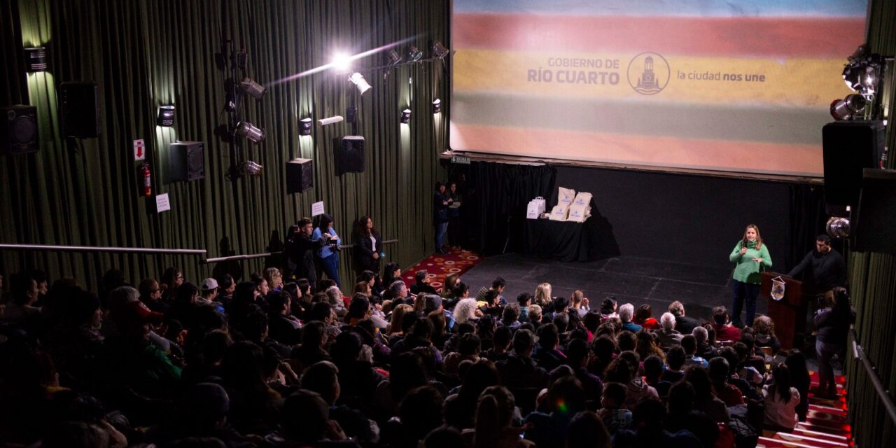 Presentaron el documental sobre las hinchadas de Río Cuarto