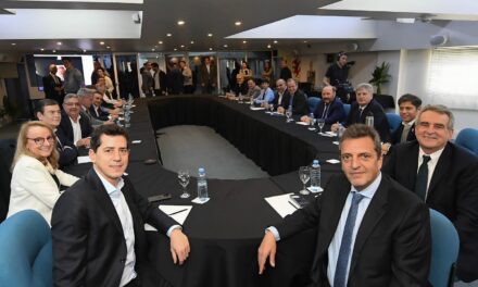 Con apoyo de gobernadores, Massa designó a «Wado» De Pedro como jefe de campaña