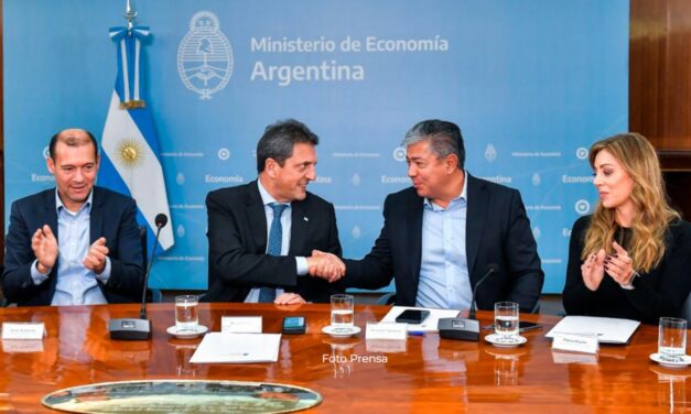 Massa anunció inversión de $900 millones para abastecer con gas a Añelo, la «Capital de Vaca Muerta»