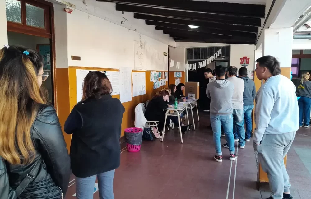Arrancó la votación para definir al próximo intendente de Córdoba capital