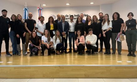 Los 10 emprendedores de la VI Cohorte de IncubaCor recibieron sus certificados