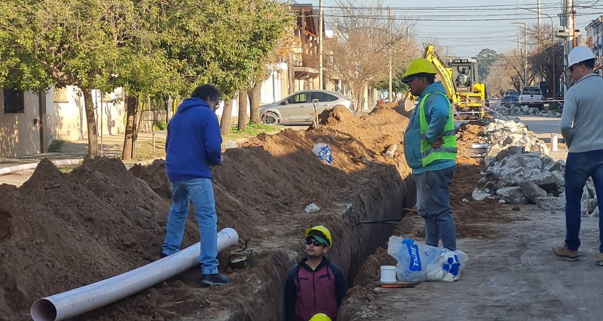 Vicuña Mackenna: el ENOHSA inspeccionó la obra de cloacas