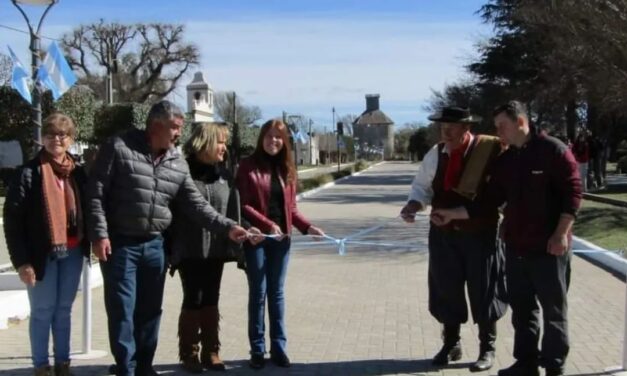 Suco: se inauguró el pavimento articulado en el Bv. 18 de octubre