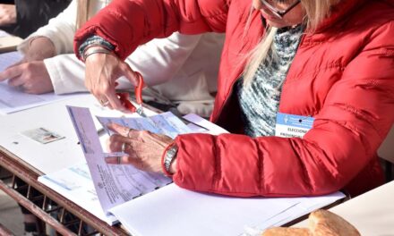 PASO: comenzó la votación para definir los candidatos presidenciales
