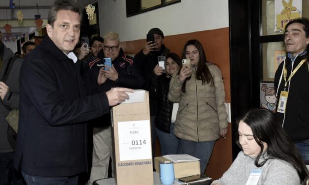 Massa: «Es importante que la gente vote y participe»