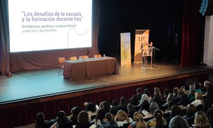 Educación realizó la primera jornada de “Los desafíos de la escuela y la formación docente hoy”