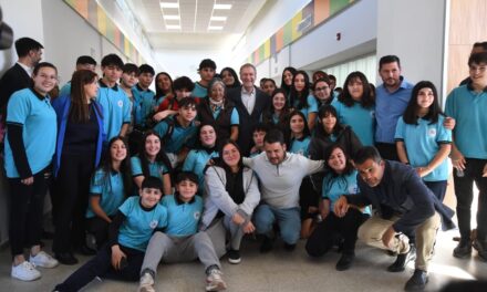 Schiaretti inauguró una nueva escuela ProA en Alta Gracia