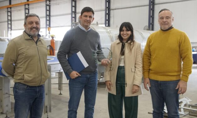 Accastello entregó la Promoción Industrial a ETI S.A. de Villa María