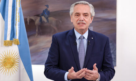 El Gobierno firmó un DNU para el pago del bono de $60.000 para trabajadores