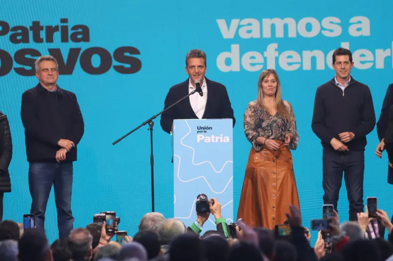Massa llamó a construir una nueva mayoría de cara a octubre