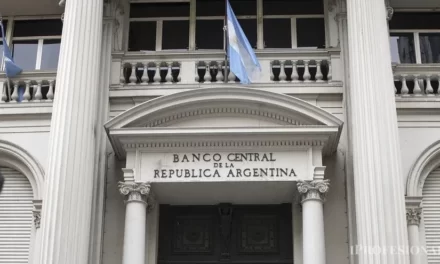 El BCRA compró US$8 millones y suma quince jornadas consecutivas con saldo positivo