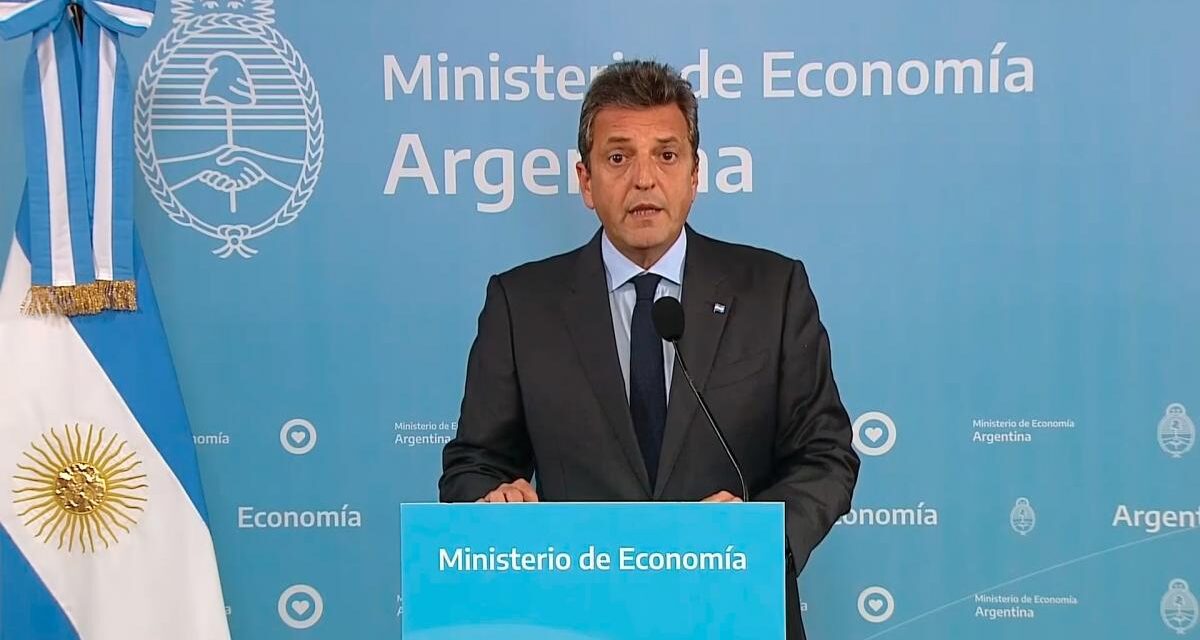 Massa anunció la devolución de IVA para jubilados, monotributistas y autónomos