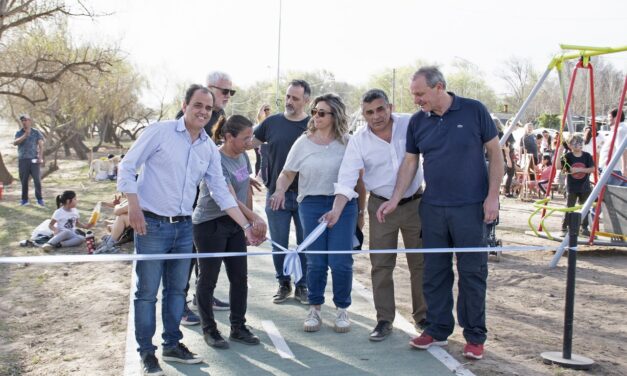 Río Cuarto: Llamosas inauguró una ciclovía ynun gimnasio en la costanera norte
