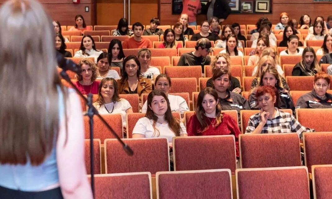 General Deheza: se realizó una capacitación sobre Primeros auxilios psicológicos