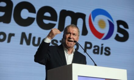 Schiaretti: “Las opciones en octubre son los partidos de la grieta que fracasaron, el salto al abismo, y nosotros”