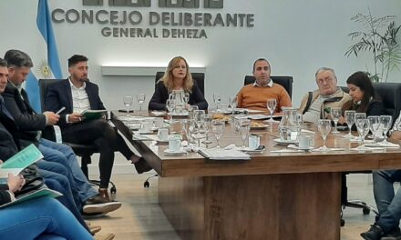 General Deheza: reunión de trabajo entre la UNRC e intendentes de la región