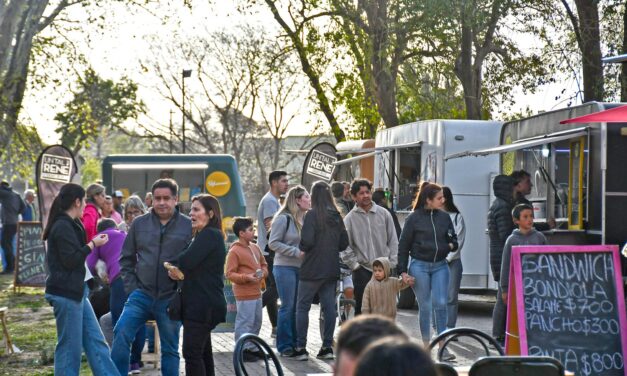 Río Cuarto: 300 feriantes participaron de una nueva edición del paseo de ferias en Parque Sur