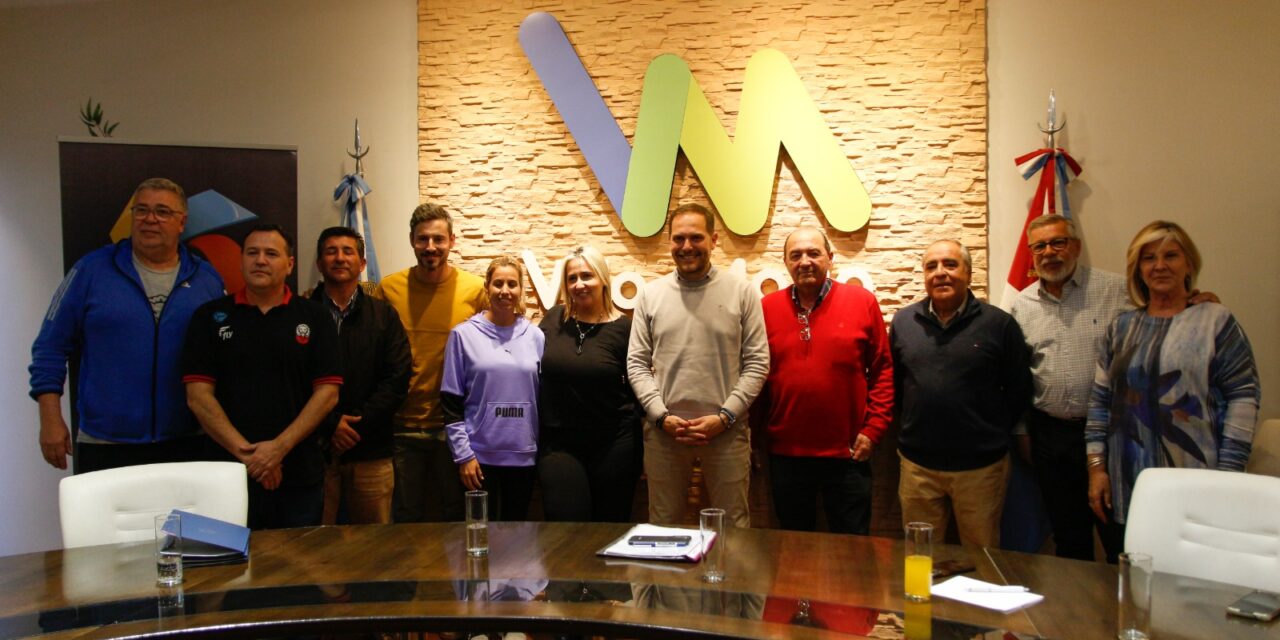 Villa María: Entrega de aportes económicos por 3 millones de pesos a instituciones deportivas