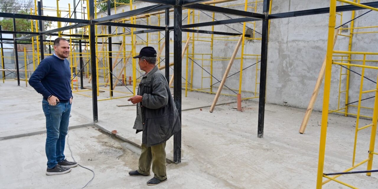 Villa María: Gill supervisó los avances de la obra del Centro de Desarrollo Infantil