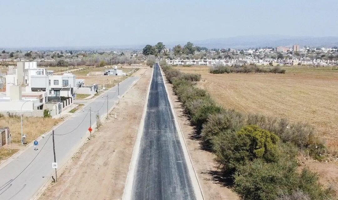 Alta Gracia: Avanza la pavimentación del acceso Norte