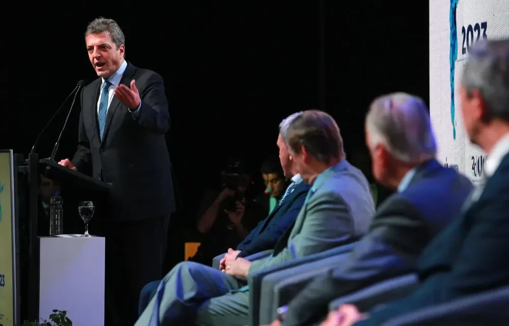Sergio Massa anunció que se liberan las importaciones para las pymes