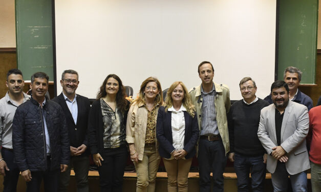 Nueva firma de convenios entre la UNRC y municipios y cooperativas eléctricas de la región