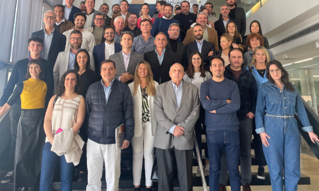 Se realizó un encuentro internacional de experiencias clúster