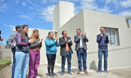 Río Cuarto:  se entregaron 6 viviendas del plan «Vivienda Semilla»