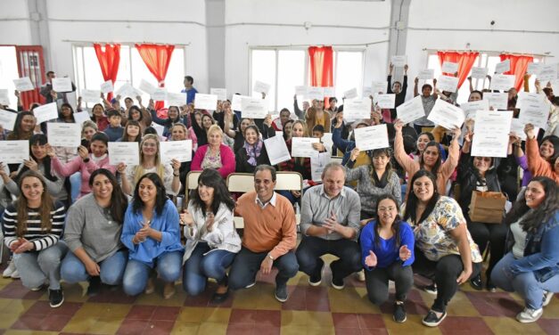Río Cuarto: entregaron 60 certificados de Trama Emprendedora a mujeres de Banda Norte
