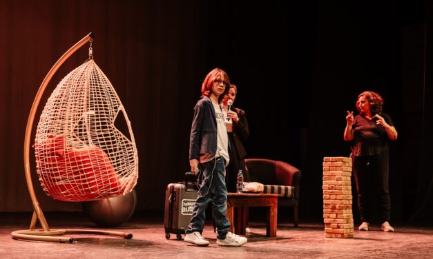 Autismo en primera persona en Río Cuarto: el influencer Ian Moche colmó el teatro municipal