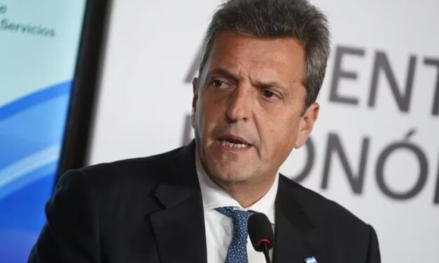 Massa dijo que apareció «mágicamente» el combustible y aumentó el abastecimiento