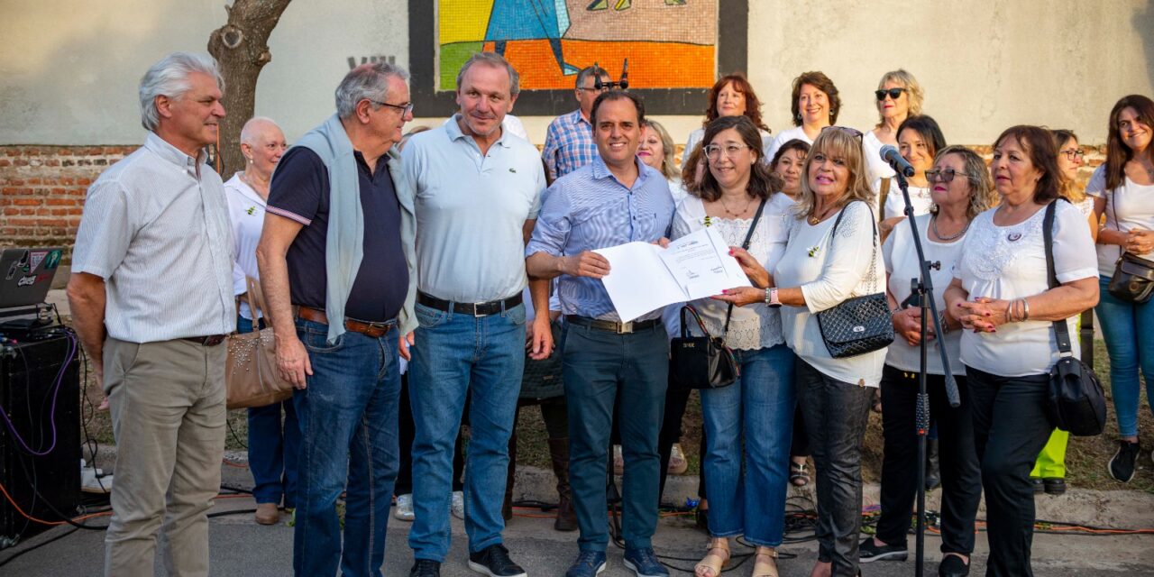 Río Cuarto: Se inauguró el Vía Crucis en mosaico en el Cementerio de la Concepción